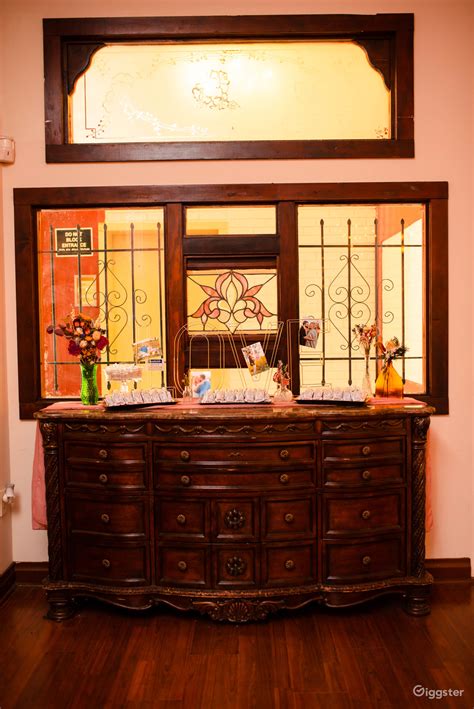 1920s Vintage Arcade Building in Winter Haven | Rent this location on