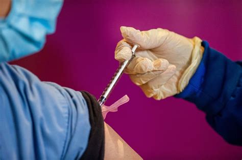 Debating Vaccine Mandates For Healthcare Workers Wsj