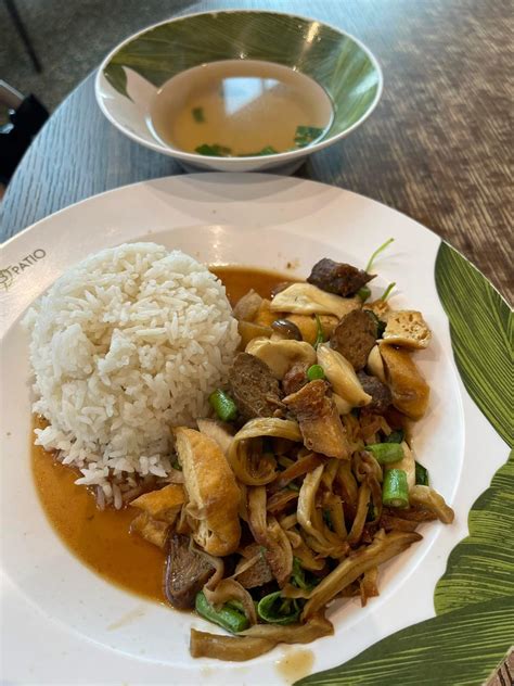 Vegan of Thailand | เพิ่งรู้ไม่นานมานี้ว่า ที่ food court เซ็นทรัล