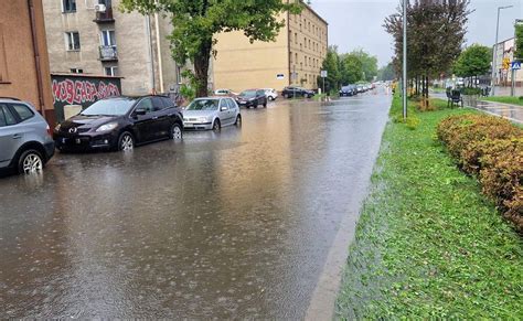 Zalane miejsca w Dąbrowie Górniczej Interwencje straży pożarnej