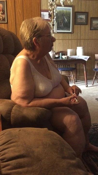 Was Ist Denn Nur Mit Oma Los Heimlich Gefilmt German Porn By Sextermedia Xhamster