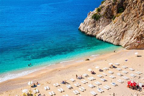 On The Beach reveals surge in five-star holidays while cheaper trips