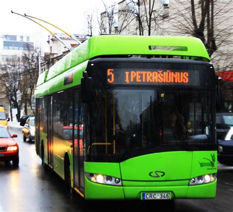 File:Oberleitungsbus Kaunas Trolleybusse.JPG - Wikimedia Commons