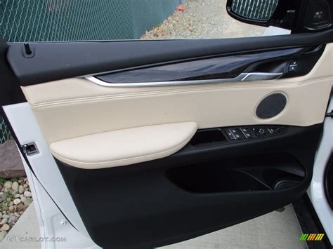 2017 Bmw X5 Xdrive35d Door Panel Photos