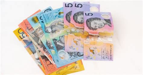 The Pros And Cons Of Polymer Banknotes