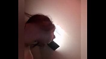 Cámara muy cerca graba sus ricos gemidos y orgasmo XVIDEOS