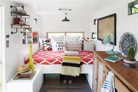 A Diy Overhaul Transformed This 600 Vintage Camper Into A Cozy Retro