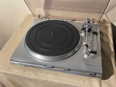 Автоматический HI-FI проигрыватель винила PHILIPS F7212 (BELT DRIVE): 4 ...