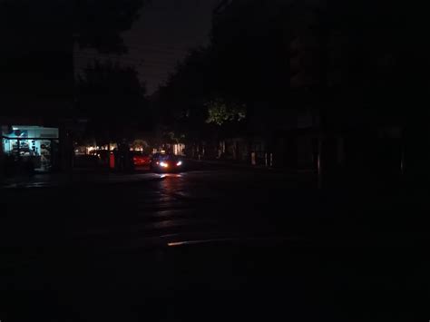 Varios sectores de Mendoza todavía están sin luz luego del apagón