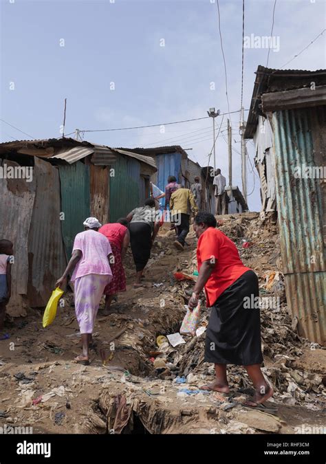 Mathare Slums Nairobi Kenya Hi Res Stock Photography And Images Alamy