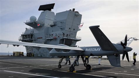 Aircraft Carriers underpin Royal Navy plans to use UAS to help build ...