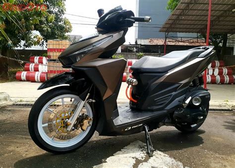 Modifikasi Motor Vario Warna Hitam Oprekmotor