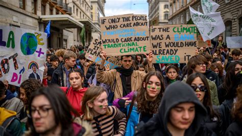 Domani I Fridays For Future Tornano In Piazza Primo Sciopero Per Il