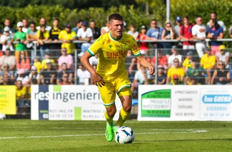 Mercato OGC Nice Le Gym Tente Le Coup Pour Un Cadre Du FC Nantes