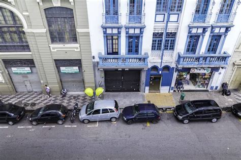 Estacionar Em Guia Rebaixada Dá Multa