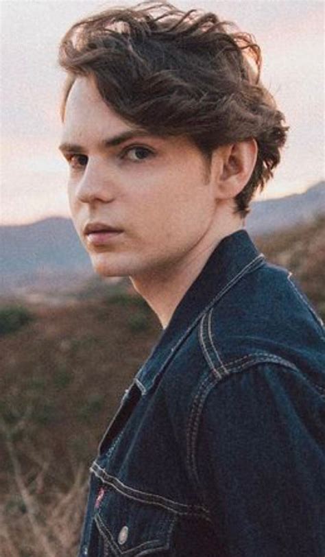 Робби 💚 | Рыжие парни, Питер пэн, Актер