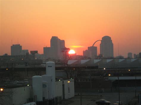 Sunrise Over St Louis Mo Smithsonian Photo Contest Smithsonian