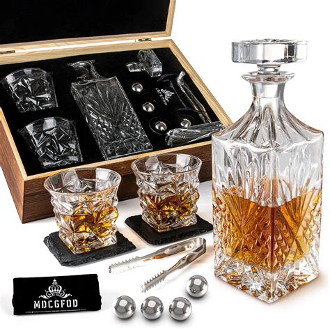 Whiskey Decanter Set For Men With 4 Glasses For Whisky