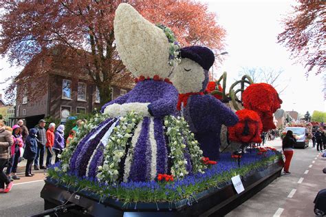 Flower Parade Holland - Tulip Festival Amsterdam