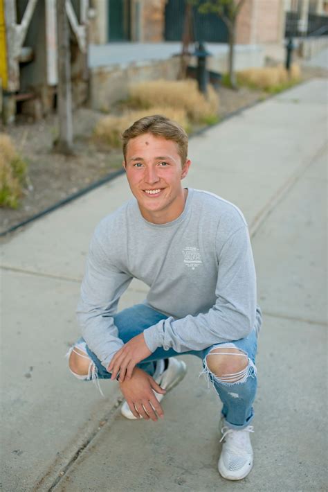 Caleb Syracuse Utah High School Senior Hannah Sons