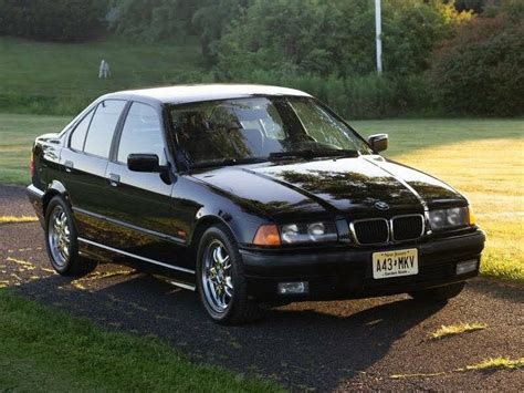 1998 BMW 328i: Specs, Features, and Overview