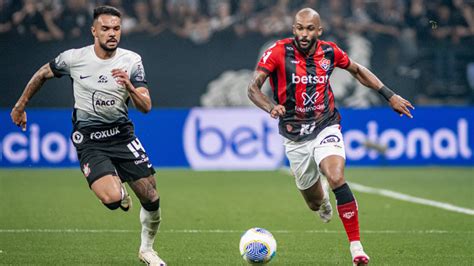 Vit Ria X Corinthians Onde Assistir Prov Veis Escala Es Arbitragem