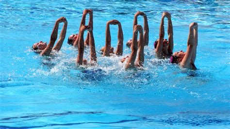 Nuoto Sincronizzato Incetta Di Medaglie Per La Libertas Novara Ai