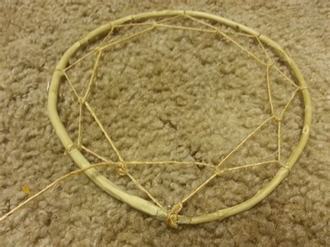 Old-Fashioned Dream-Catcher : 8 Steps - Instructables