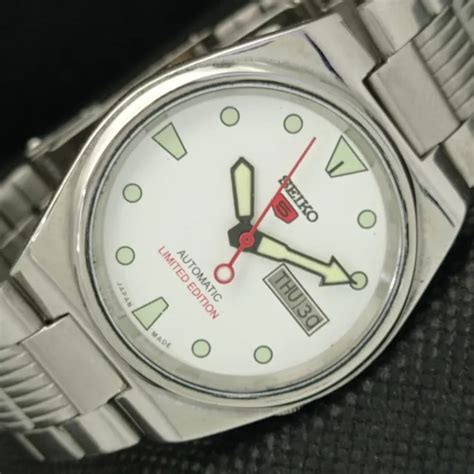 Genuine Vintage Seiko Auto A Japan Mens D D White Watch B