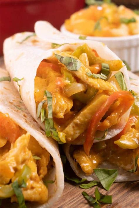 Best Homemade Chicken Nacho Cheese Wraps Recipe Easy Lunch Dinner