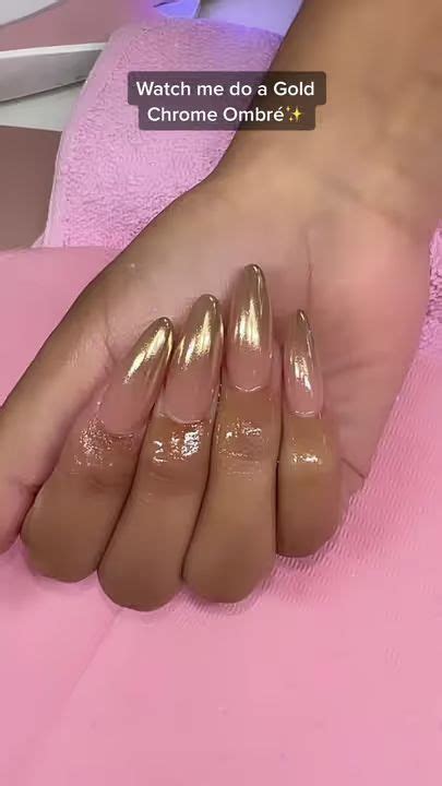 2 Chrome Ombré technique Using daily charme Gold Chrome go