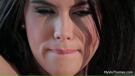 Super Sexy Babe Taking Her Clothes Xnxx