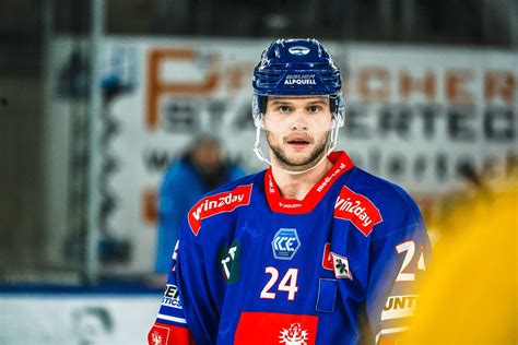 Simon Bourque Rinforza La Difesa Dei Foxes Hockey Club Bolzano