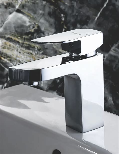 Brass Silver Single Lever Basin Mixer For Home Finish Type Polished