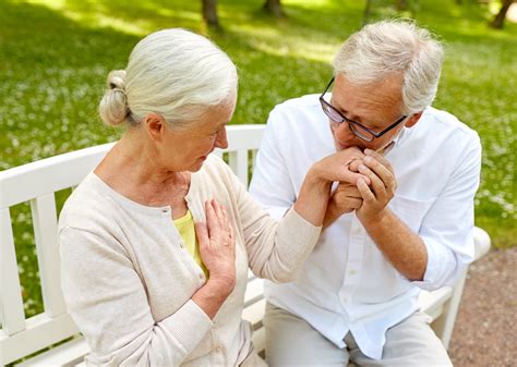 Bienestar Emocional En Las Personas Mayores Asisted