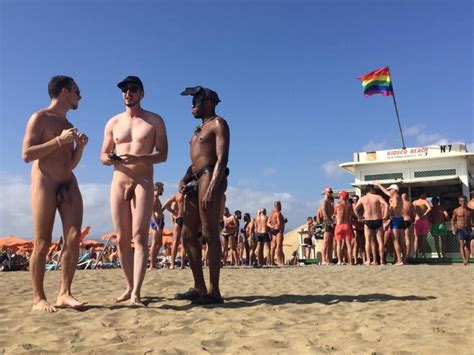 Public Naked Guys Gifs Pics Photo 2591 BoyFriendTV