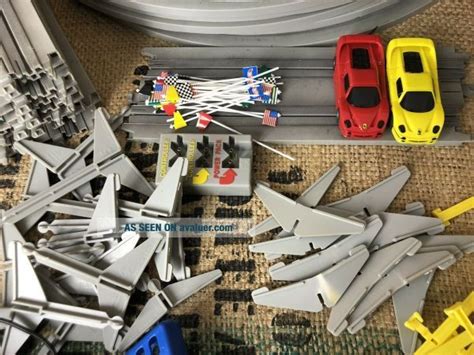 Ferrari Face Off Mattel Hot Wheels F50 TYCO Hi Banked Curve HO Slot Car Race Set 40537986