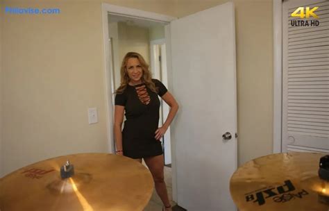 PHILAVISE My Step Mom Blew Me In The Drum Room Nude Pics XHamster