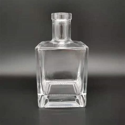 Glass Bottle Manufacture 500ml Empty Clear Square Liquor Glass Bottle