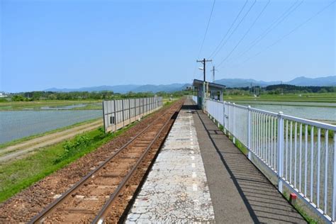 五能線の駅1 青空！たんぼ！棒線駅！ | 日本中の駅を旅する 駅と駅舎のブログ