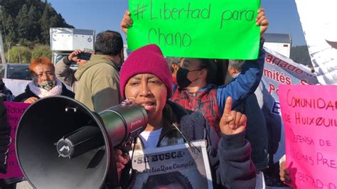 Tómalo en cuenta Comuneros bloquean la autopista México Toluca La