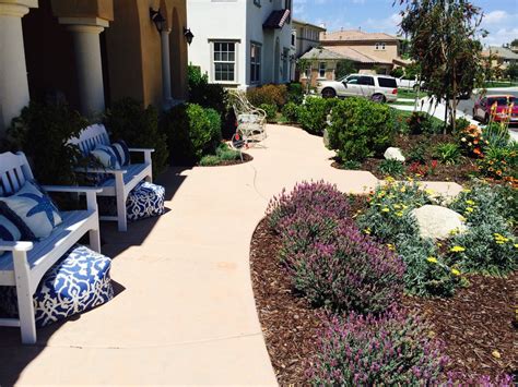 Cottage Garden With Flagstone Pathways Clectique Jardin Los