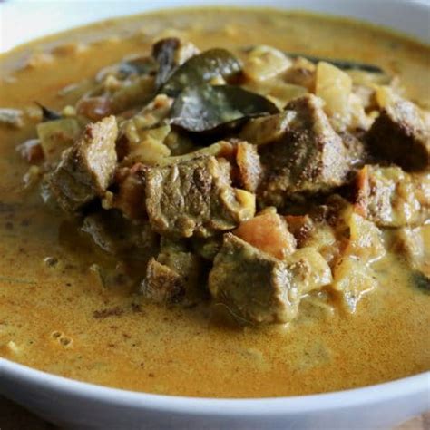 Spicy Creamy Coconut Nadan Kerala Beef Curry Recipe