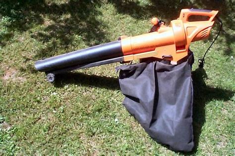 Electric Vs Gas Leaf Blowers Difference And Comparison Diffen