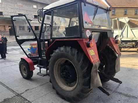 Traktor Zetor 7211 stk do 2024 rv 1986 4826 MTH kód ZEMĚDĚLSKÉ