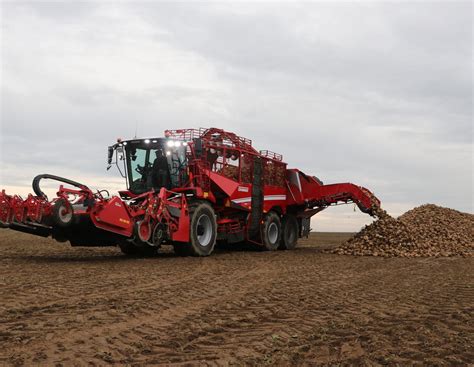 Grimme Rübenroder Rexor 6300 Platinum im agrarheute Test agrarheute