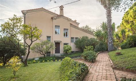 Dok Villa Con Piscina E Parziale Vista Mare A Bordighera Nel Italia