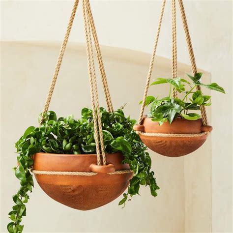 15 Best Hanging Planters And Baskets In 2022 Hgtv