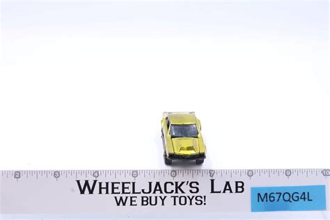 Mighty Maverick Yellow Redline Hot Wheels Mattel Vintage RL Wheeljack S Lab