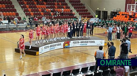 O Mirante Selec O Distrital Sub Feminina Em Na Festa Do